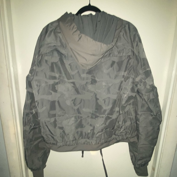 BLANC NOIR | Women’s XL | Gray Camo | Jacket | Athletic | Casual - Picture 5 of 15